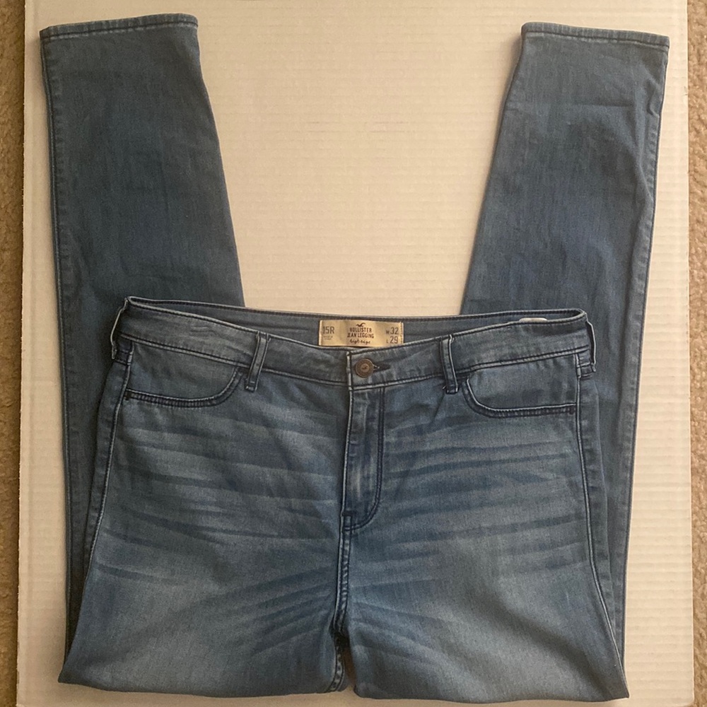 Hollister High Rise Jean Leggings 15R
Dark Blue
High Rise Casual Denim Jeans